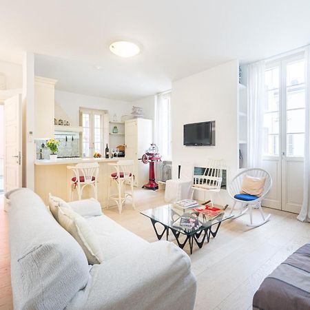 Teatro Regio Exclusive Apartment Парма Екстер'єр фото